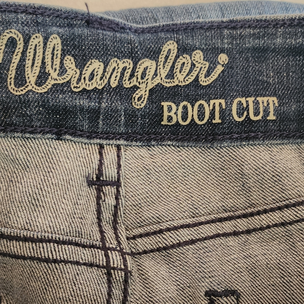 Wrangle Ladies Bootcut Jeans - Picture 5 of 6